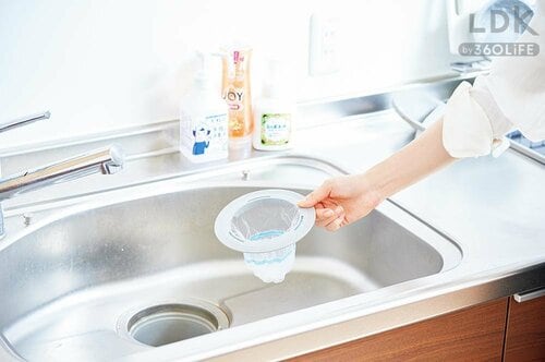 ヌルヌルのふたも受け皿ももう洗わない 排水口リングおすすめ イメージ