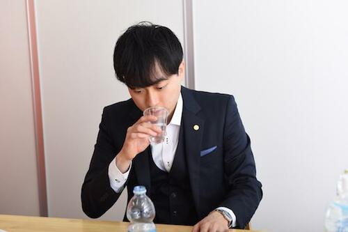 売れ筋のミネラルウォーター15製品を実飲して徹底比較