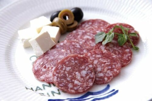 乾燥防止の薄紙付きで自分のペースで食べられます イメージ