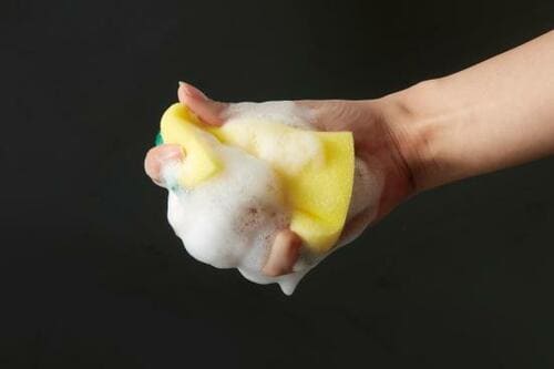 D評価: とにかく泡もちが悪い…ダイソーはつぎ足し必須でした イメージ2