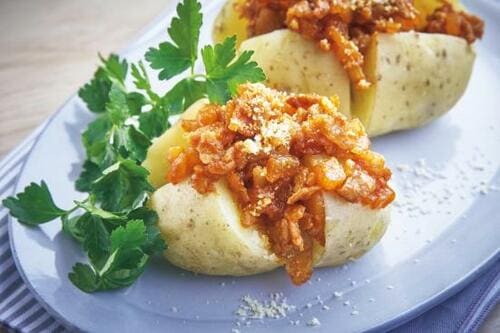 おすすめレシピ3：ミートソースのポテトのせ イメージ