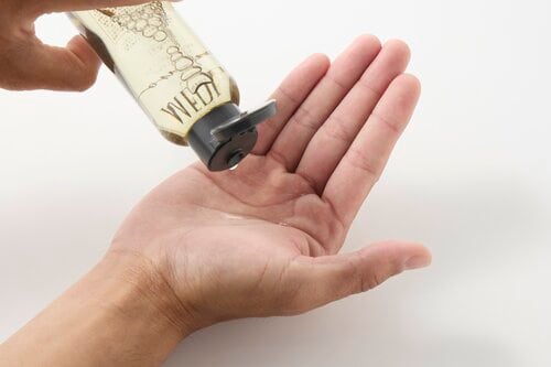 使用感 男性用ニキビケア化粧水おすすめ イメージ