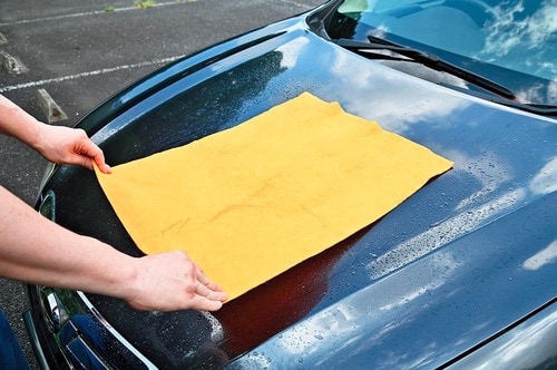 車のケアにおすすめな洗車吸水クロスとは? 洗車吸水クロスおすすめ イメージ