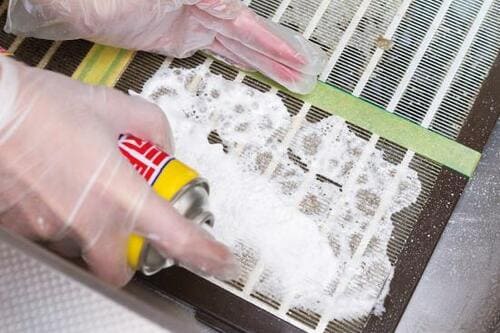 つけ置きもゴシゴシも不要！泡で目地までキレイに イメージ