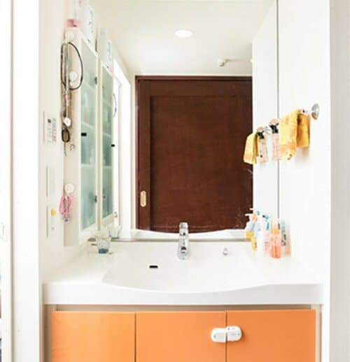 せっかくの吊り下げ収納も「かけすぎ」は失敗のもと！ イメージ