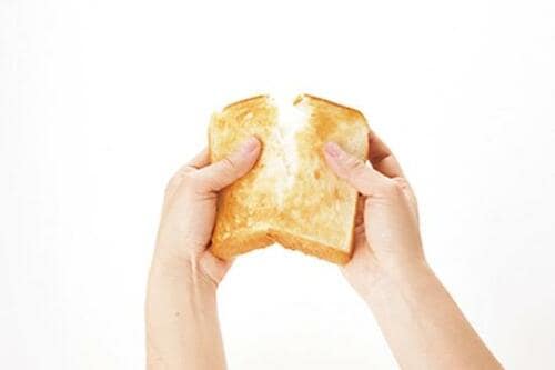 8位: ローソン味わいの食パン100円の中では別格の美味しさ！ 食パンおすすめ イメージ2