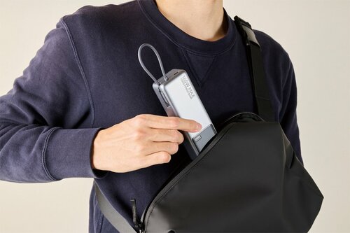 持ち運びはしやすい? モバイルバッテリーおすすめ イメージ