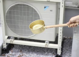 【Q＆A】一歩間違えれば逆効果！<br />エアコン節電術のウソ・ホント
