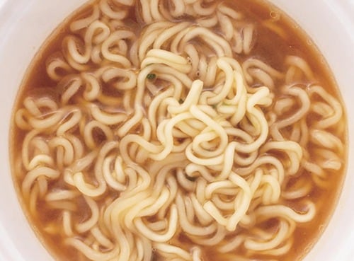 減塩レトルト食品おすすめ サンヨー食品 サッポロ一番 減塩 みそラーメン イメージ2