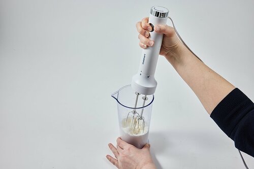 きめ細かいホイップが手早く作れる! ハンドブレンダーおすすめ イメージ