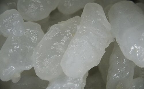 ▼ご飯粒の拡大画像(マイクロスコープ撮影) 料理家が選ぶ電子レンジ炊飯器おすすめ イメージ
