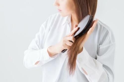 ヘアブラシの種類にも注目して選ぼう