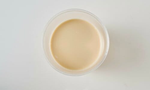 牛乳で割るとさらに紅茶の香りが薄まる 紅茶ポーションおすすめ イメージ