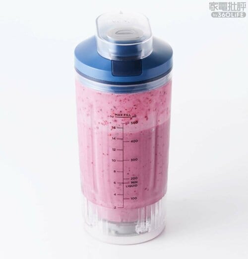 氷も細かく粉砕された！ ボトルブレンダーおすすめ イメージ