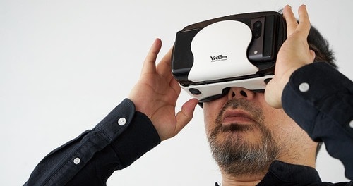 距離調節なのでピントがイマイチ スマホ用VRゴーグルおすすめ イメージ