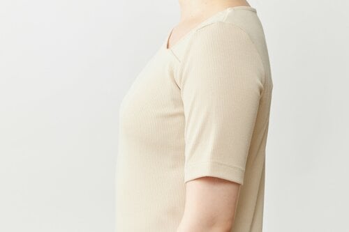 テスト結果3:服を着たときの形 ノンワイヤーブラおすすめ イメージ
