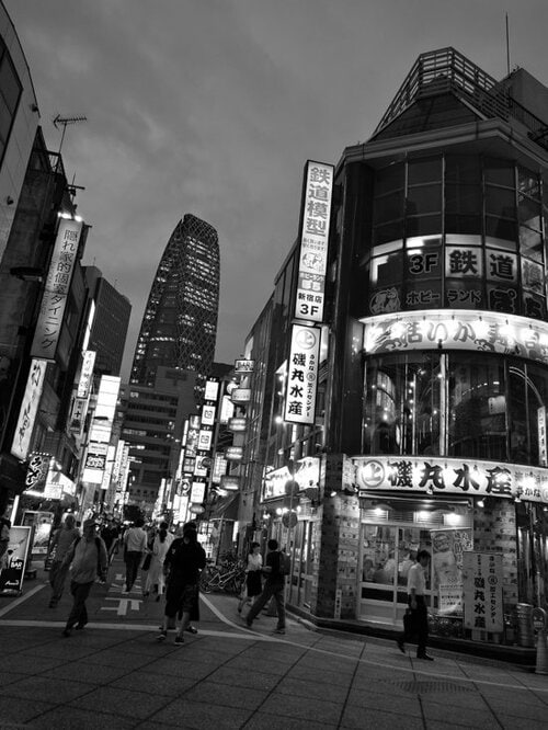 モノクロ写真も、深みがひと味違います