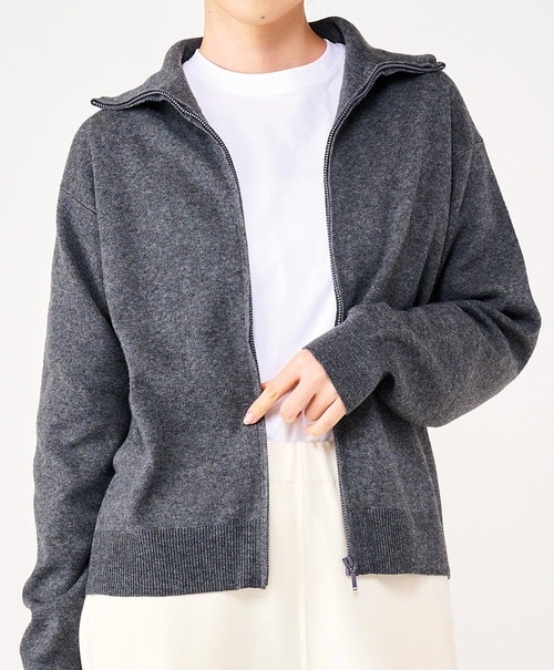 【MUJIのココがイイ！】ブルゾン型でも大人っぽく着られる 無印良品ファッション　おすすめ イメージ