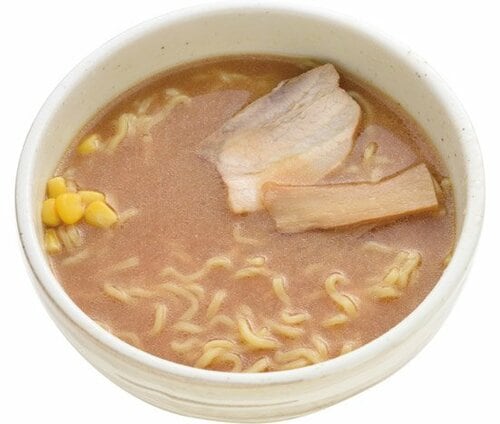 5位: 【5位:ファミマ】コーンの甘みがアクセント「具付き味噌ラーメン」