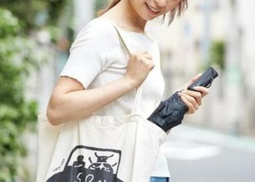 ポイント：折りたたんで持ち運べる！ イメージ