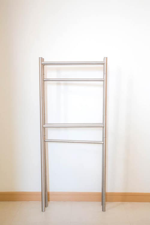 3つ折りで大きさ自由自在のタオルかけが超便利 イメージ2