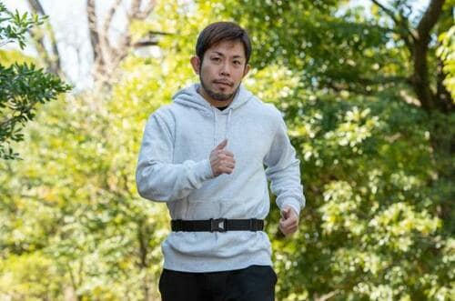 “いつものランニング”にはウエストポーチが最適! ランニングポーチおすすめ イメージ
