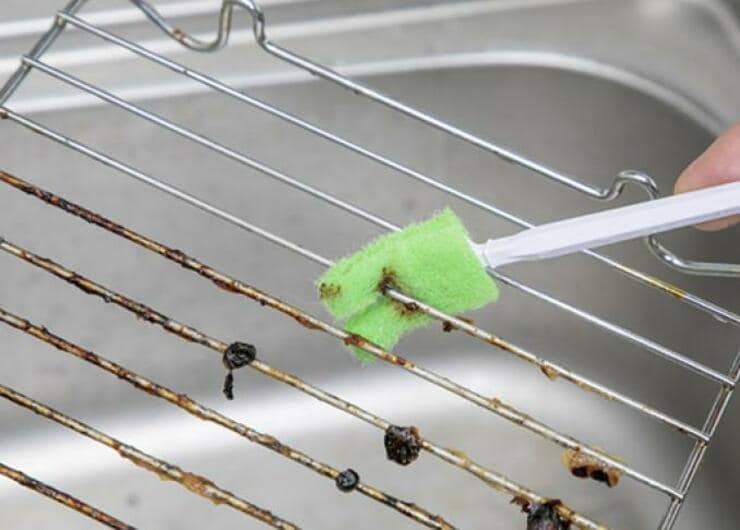 えっ、これだけ？ 100均の油汚れに効く“超強力アイテム”3選