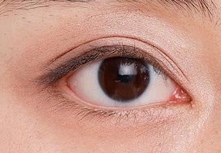 仕上がり:立体感のあるくっきり目元に イメージ2