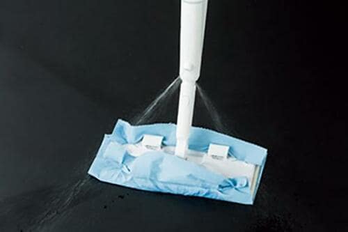 ポイント：水拭きもから拭きもできる1本2役 イメージ