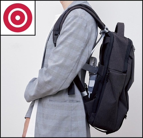 背中とリュックの間に隙間ができる イメージ