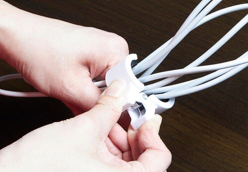 ステップ2:クリップではさむ