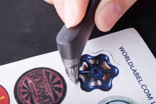 切り抜き用カッターを比較 結構、使いやすさに差あるんです　 イメージ