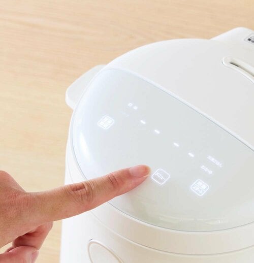 【操作性】操作パネルは反応がいい！ 小型炊飯器おすすめ イメージ