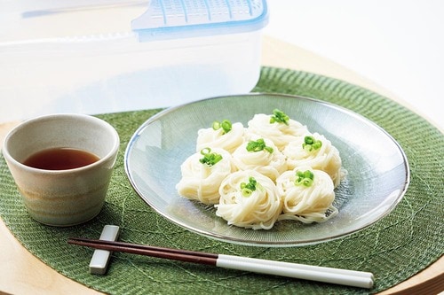 調理の時短や暑さ回避におすすめな「電子レンジそうめん調理器」とは? 電子レンジそうめん調理器おすすめ イメージ