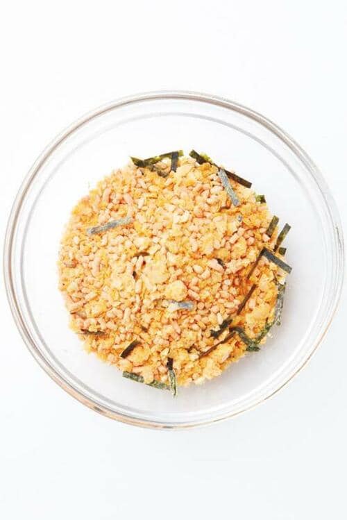 10位: にんにく香る後味がまさに!カラムーチョのコラボふりかけ イメージ