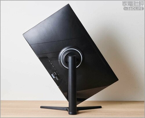 180度回せて縦にもできる 家電批評ベストバイオブザイヤーおすすめ イメージ