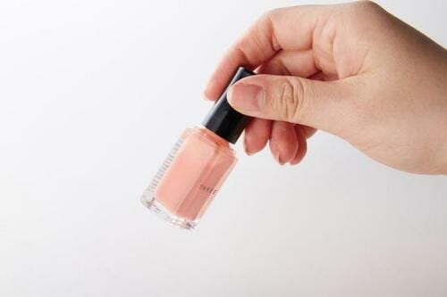 実は買う前にわかるんです!正解マニキュアの選び方と塗り方