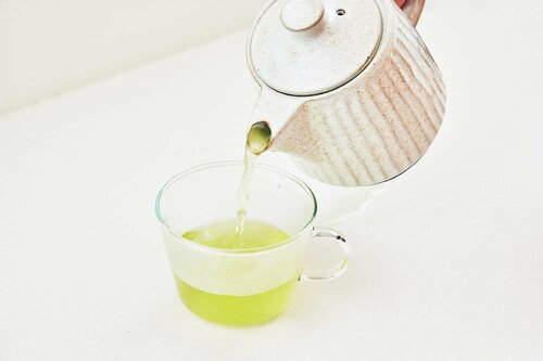 急須や、やかんのほうが風味がいい 茶こし付き電気ケトルおすすめ イメージ