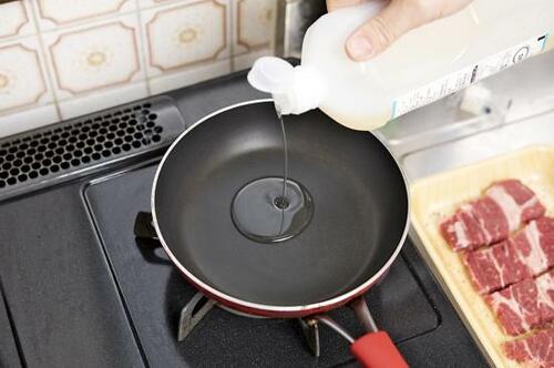 【サラダ油】あっさりしすぎでほとんど風味なし イメージ