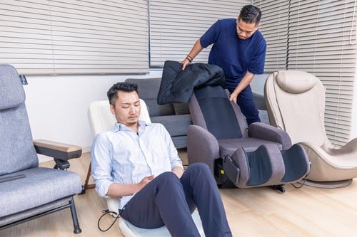 専門家が実際に使用誌徹底検証しました マッサージチェア おすすめ イメージ