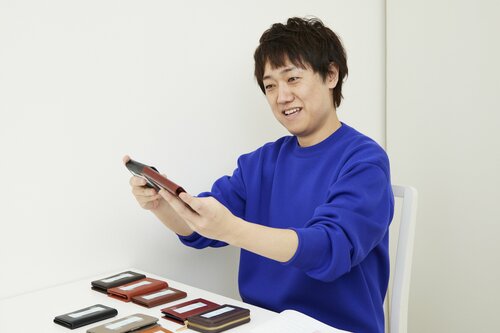 活用シーンと収納したいものから自分にあった多機能名刺入れを選ぼう 多機能名刺入れおすすめ イメージ