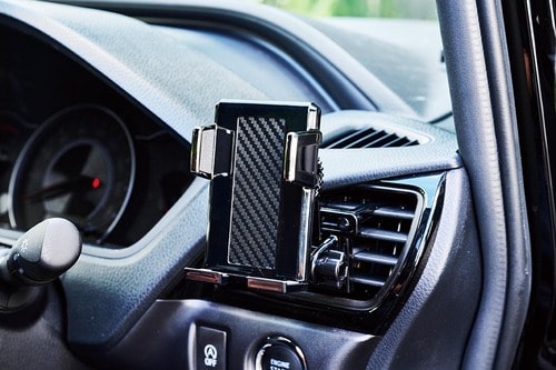 車用スマホホルダーおすすめ カインズ  ACワンモーションホルダー イメージ2