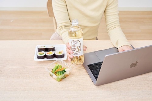 どんな食事にも合うスッキリ感 ノンアルコールビールおすすめ イメージ