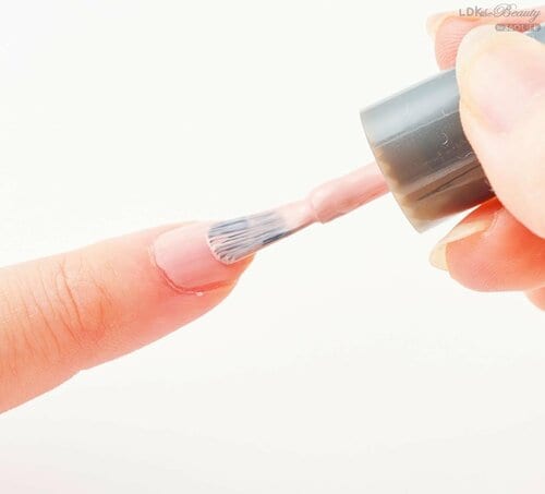 テスト2：塗りやすさ マニキュア・ネイルポリッシュおすすめ イメージ