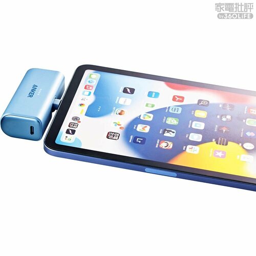 何をするにも充電器が足りないという人に タブレット用の小型充電器やホルダーおすすめ イメージ