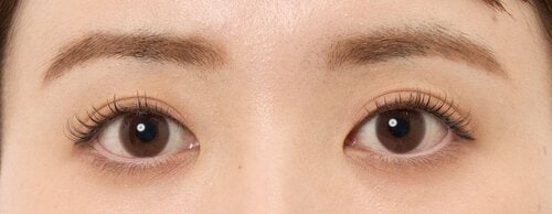 <!--td {border: 1px solid #cccccc;}br {mso-data-placement:same-cell;}--> 黒目を美しく見せる ナチュラルカラコンおすすめ イメージ
