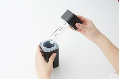スタイリッシュなデザイン!お手入れも簡単なダイソーの加湿器