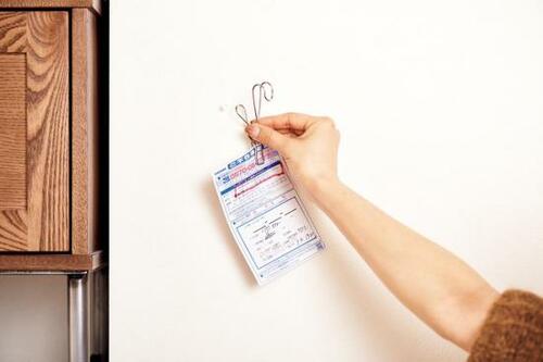 その６：目につけば忘れない！3段ハンガーに吊るして見える収納 イメージ6