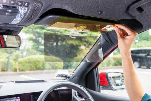 ダイソー「2WAY SUNVISOR」2