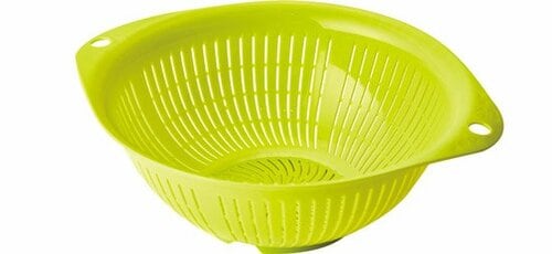 セリア:ザル（24㎝）:キッチン雑貨